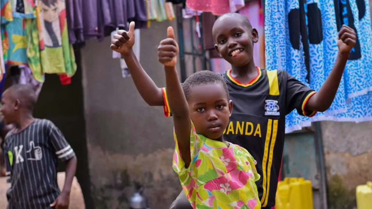 Dembe installs solar street lighting in Kampala slum