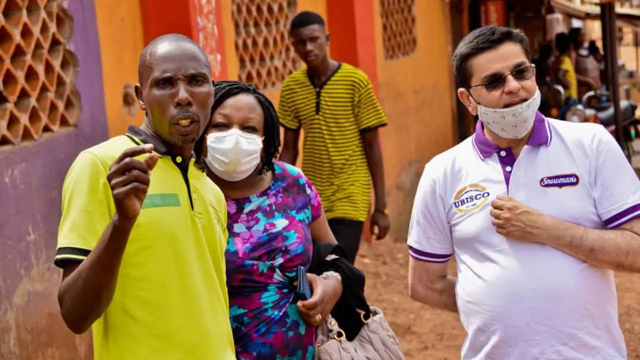 Dembe installs solar street lighting in Kampala slum